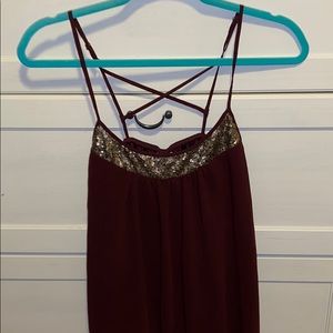 Maroon strappy tank top